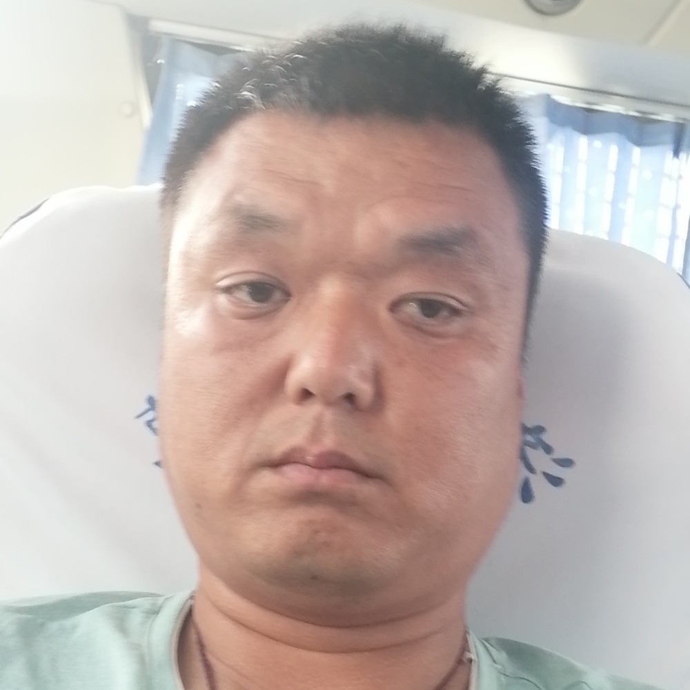 初雨笑开朗的照片