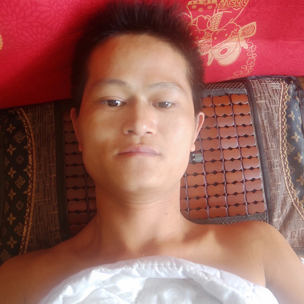 迷茫的路程。的照片