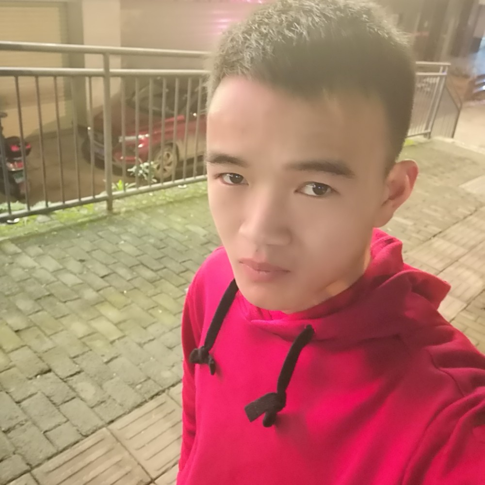 友好方红酒的照片