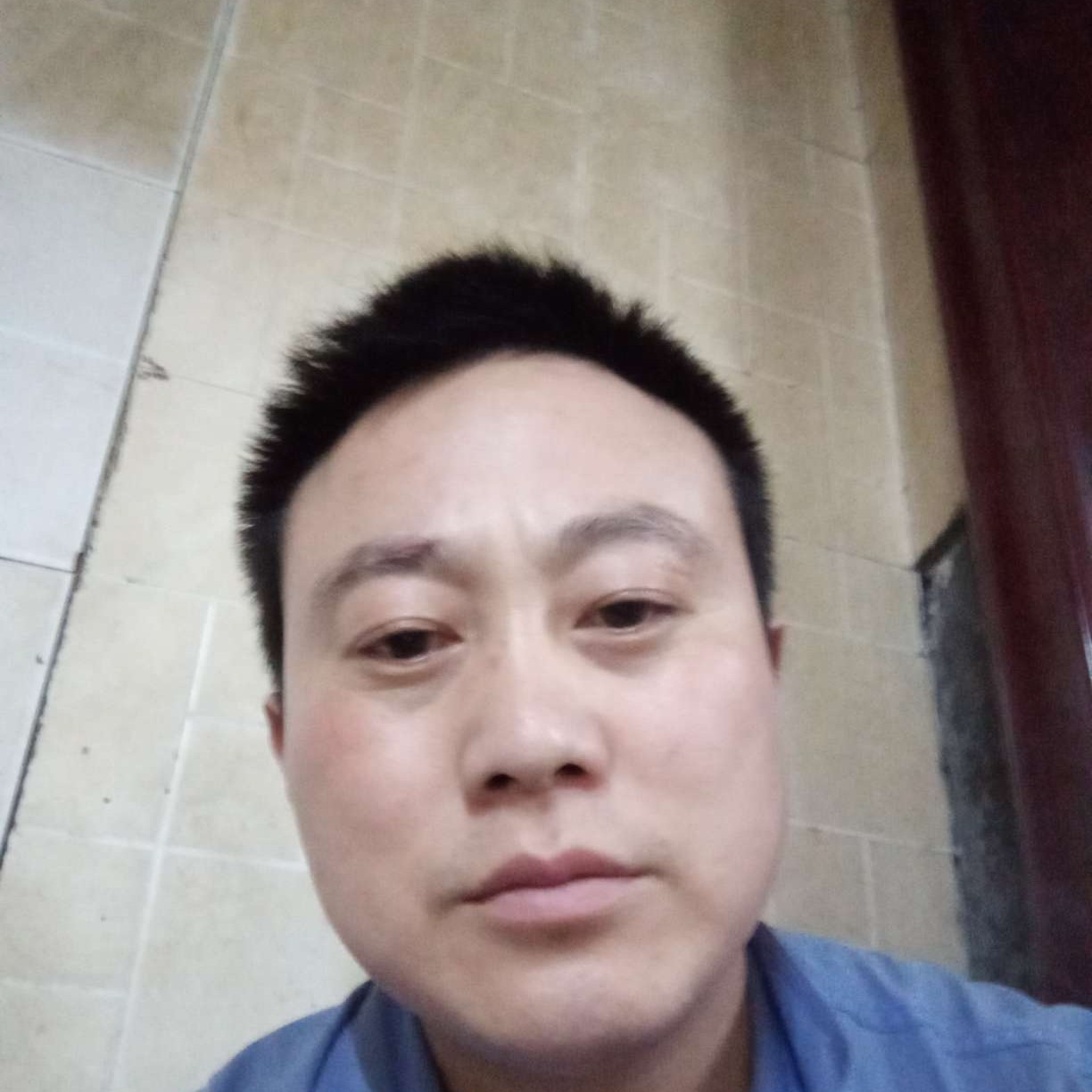 缥缈就草莓的照片