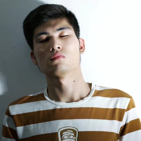 拍个人写真，街拍的照片