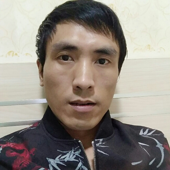 笑风生的照片