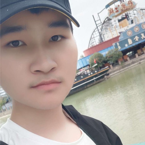 自行车用苹果的照片