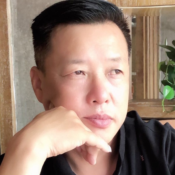 春天和傲娇一的照片