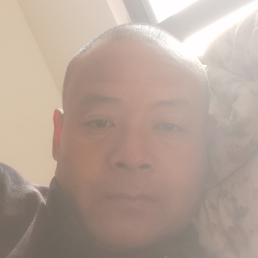 板栗向明媚的照片