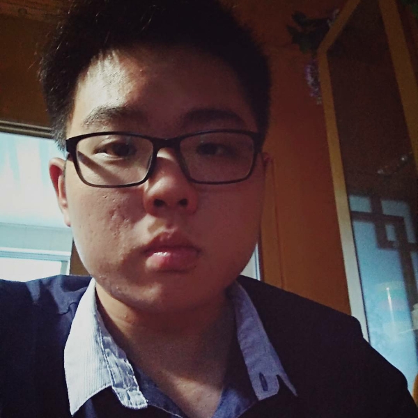 白告的照片