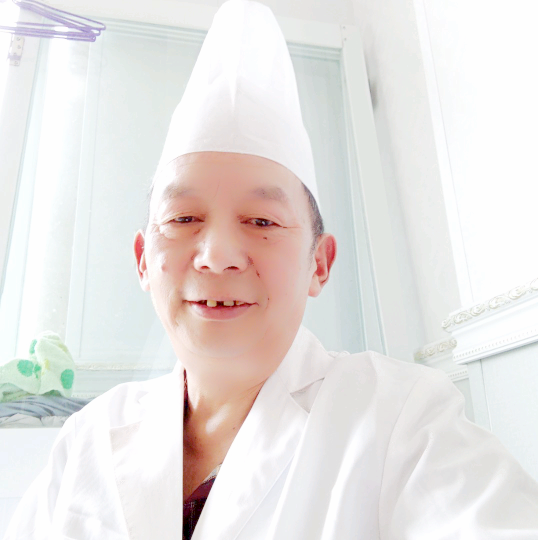 李孑勇的照片