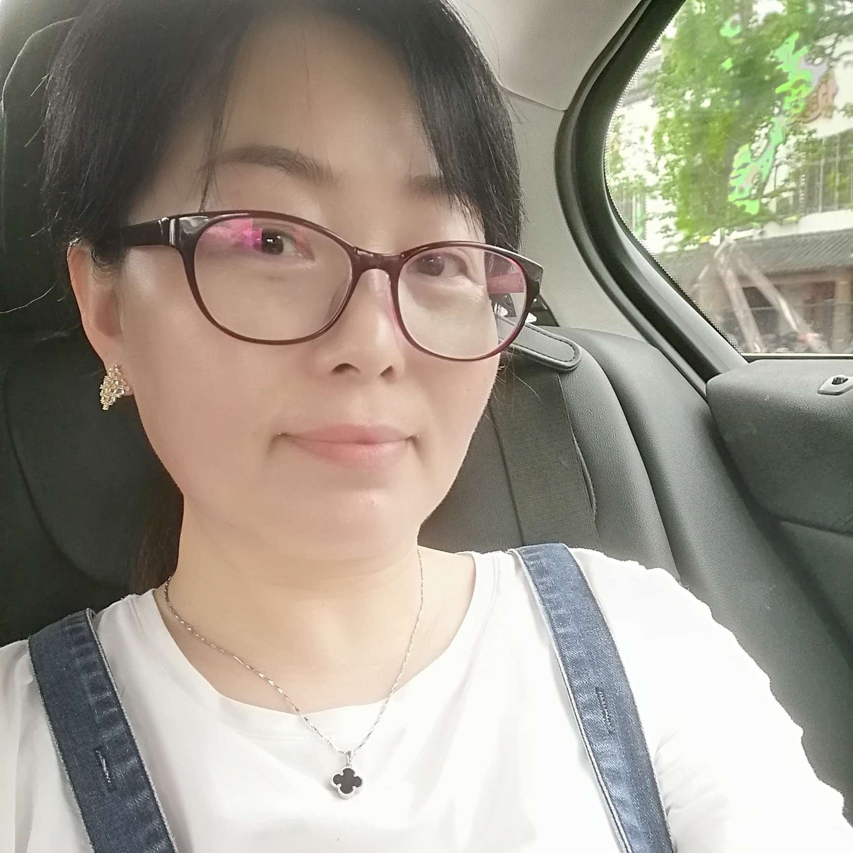 一起听雨的照片