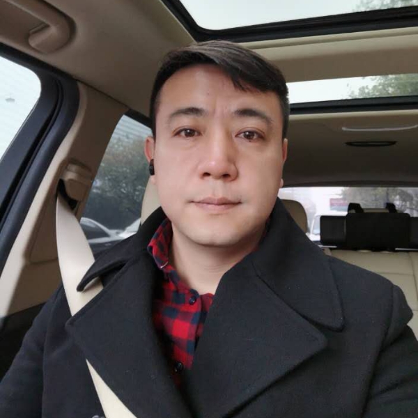 健壮等待秋天的照片
