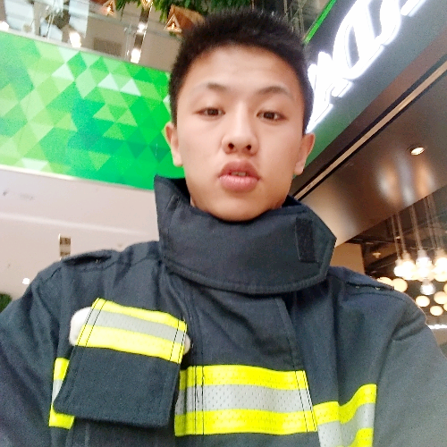 牛总的照片