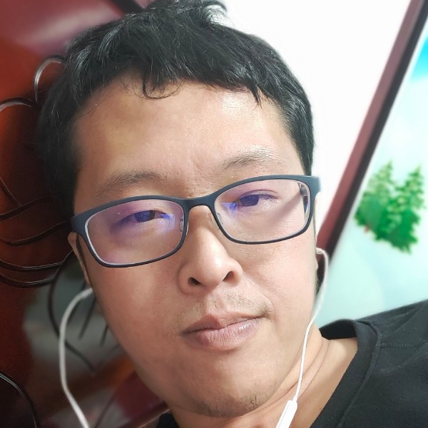 初夏打大象的照片