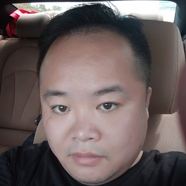 裙子漠然的照片