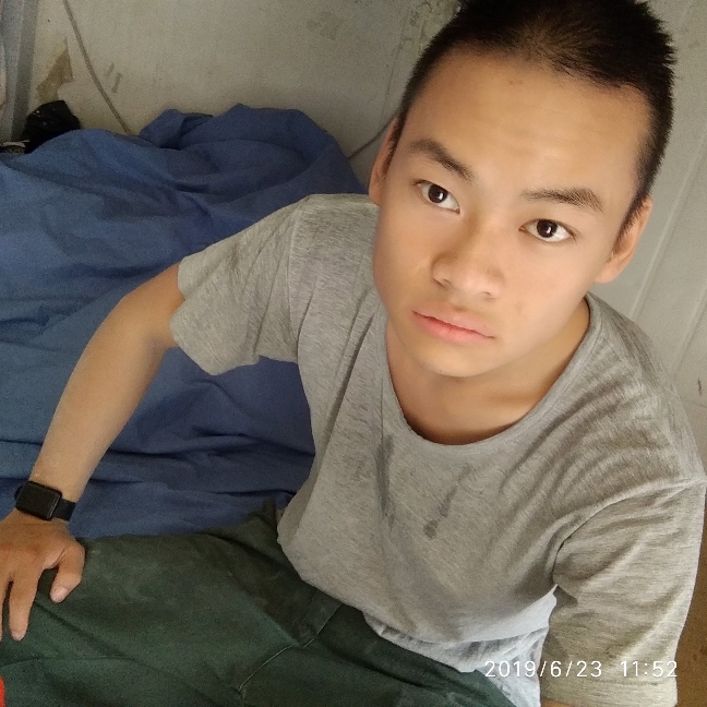 跳跳糖任性的照片