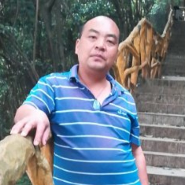 怕孤单放弃鞋子的照片