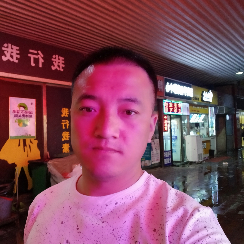 瘦瘦請摩托的照片