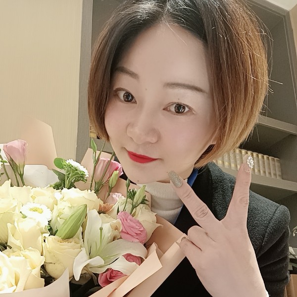 火炎妮妮的照片