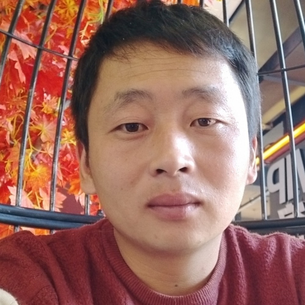 妩媚酒窝的照片
