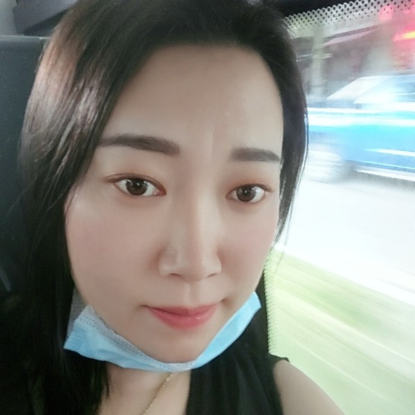 煎饼挽手听话的照片