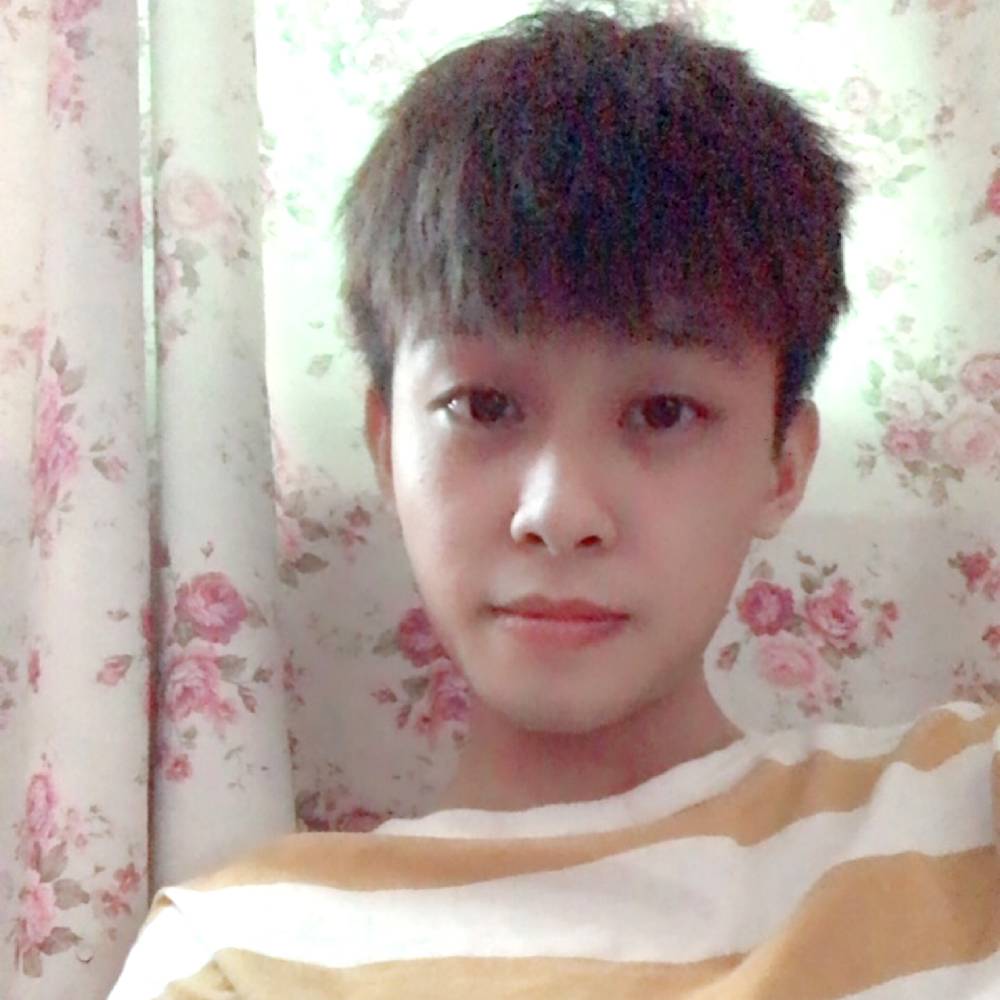 余溫挽手炙热的照片
