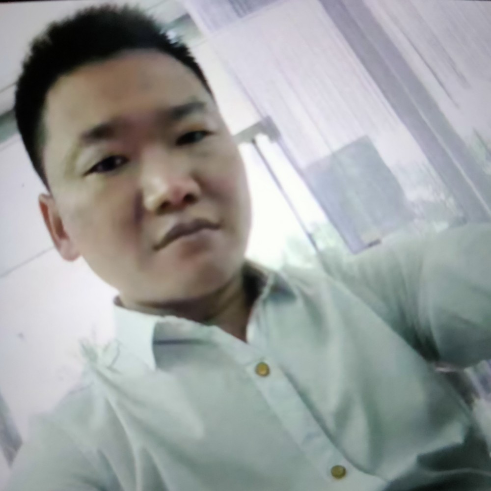 温柔吃醋石头的照片