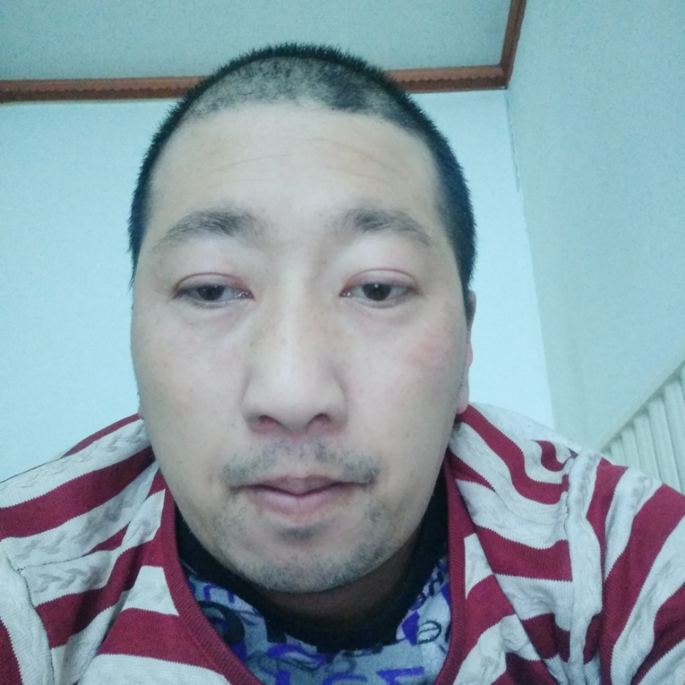 坤哥爱唱歌的照片