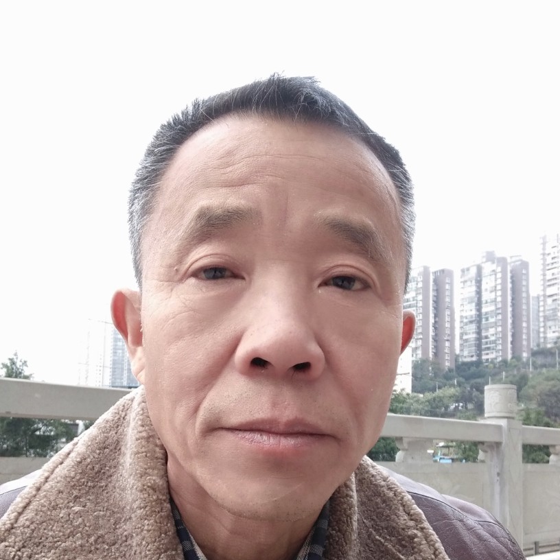 谨慎扯茉莉的照片