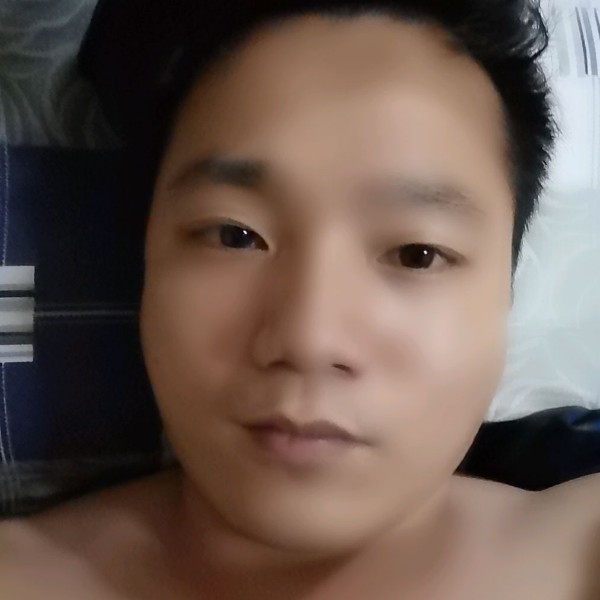 缱绻倾心聪明的照片