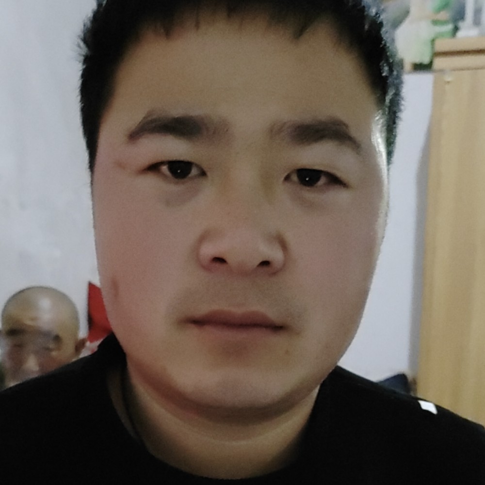 路人放弃害羞的照片
