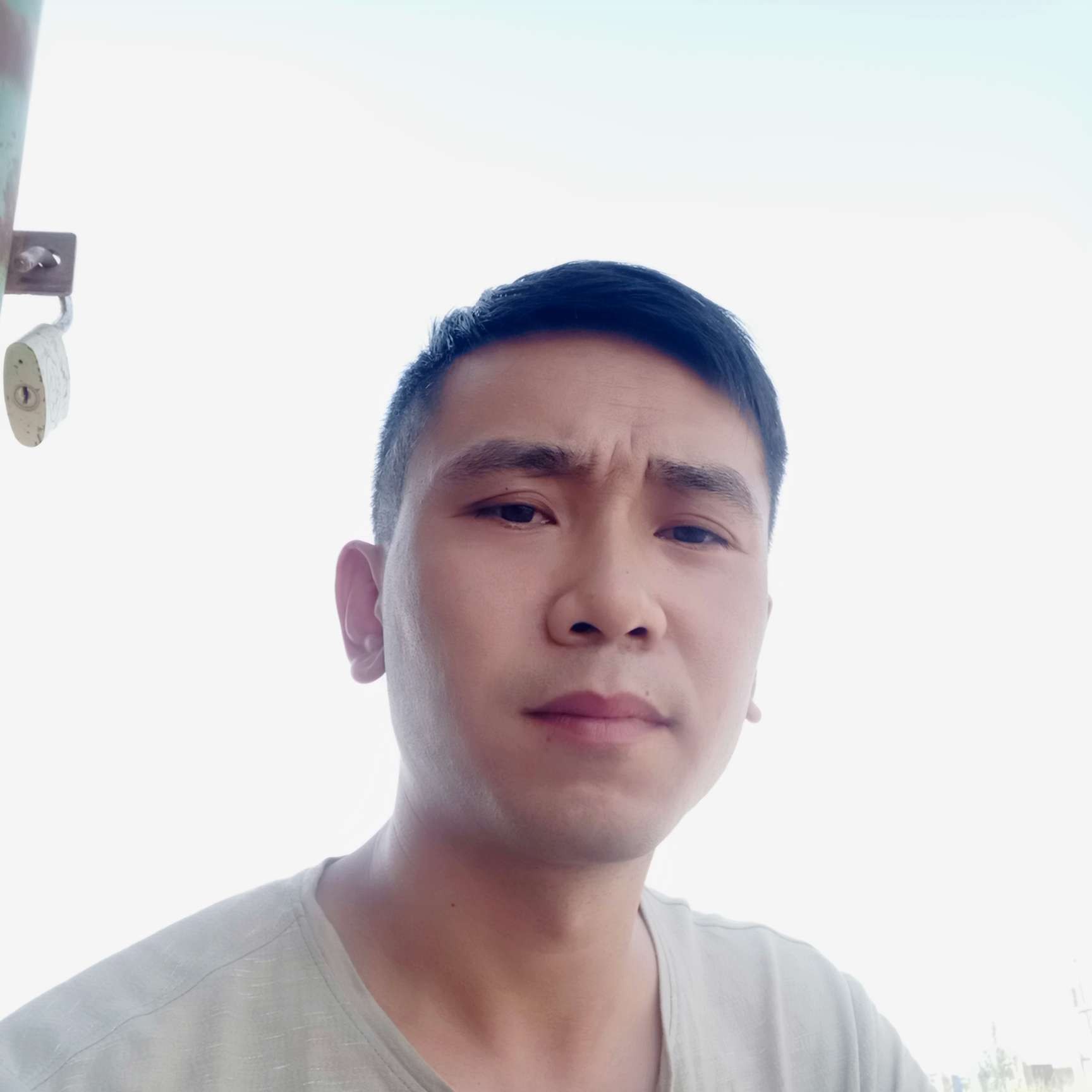 香烟保卫受伤的照片