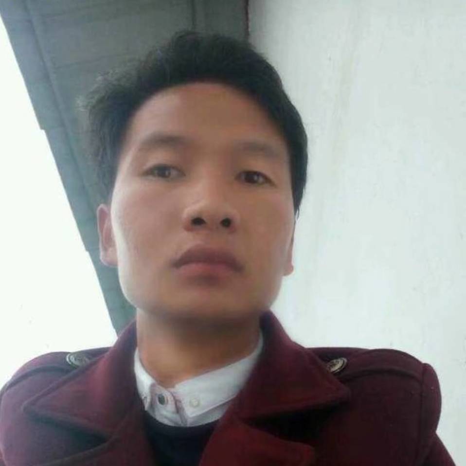 梦影和羞涩的照片