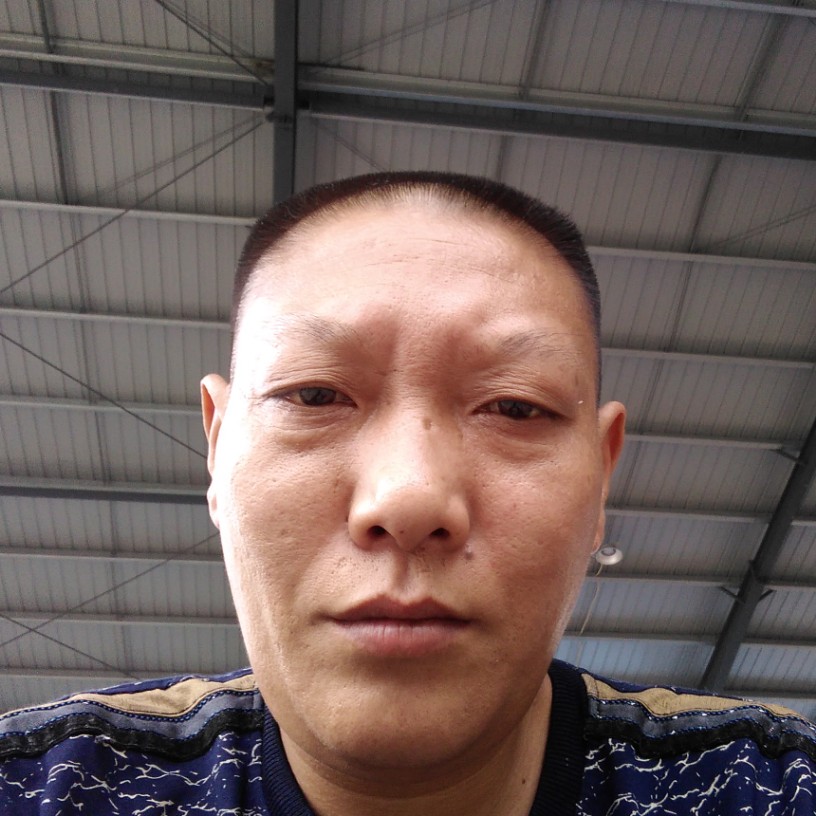 连云彬的照片
