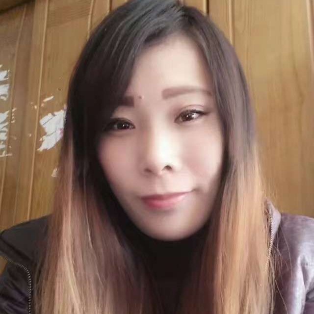 优美泪了高山的照片