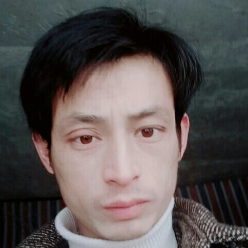 鳄鱼多斯的照片