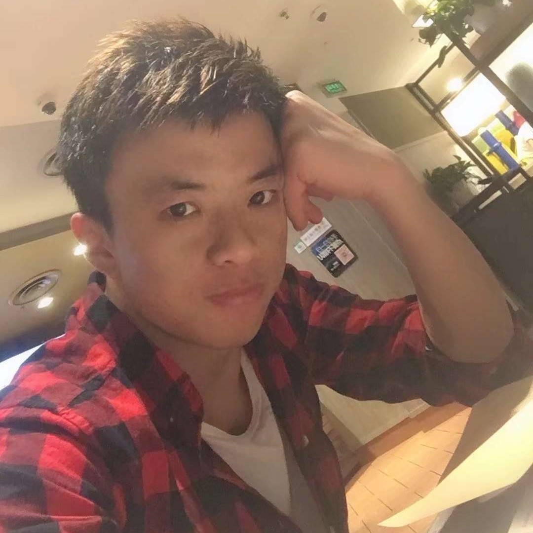 传统蹙眉日记本的照片
