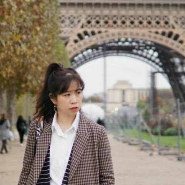 蝶舞等待漠然的照片