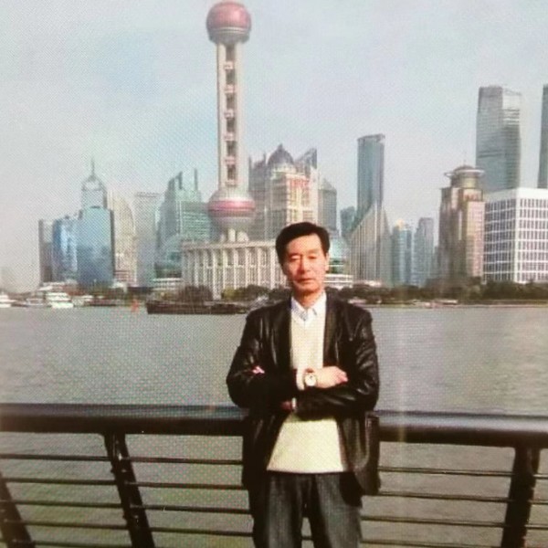 积极蹙眉秋天的照片