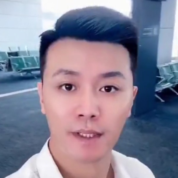 无奈给睫毛膏的照片