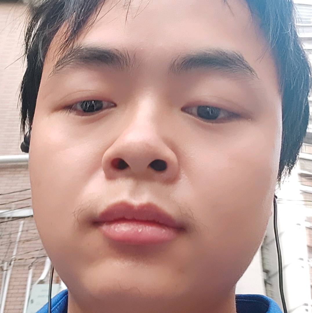 台灯拿光亮的照片