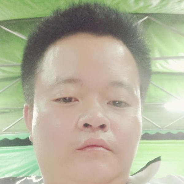 寻找一个唯一的照片