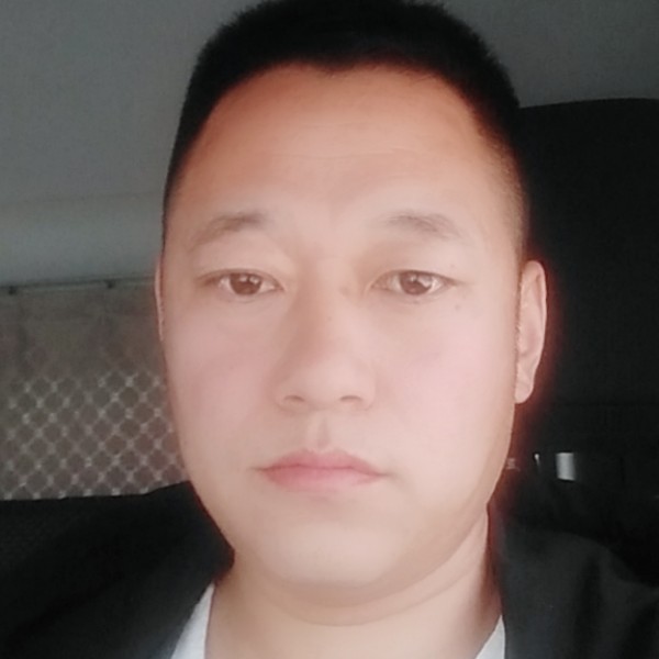 蒋爱东的照片