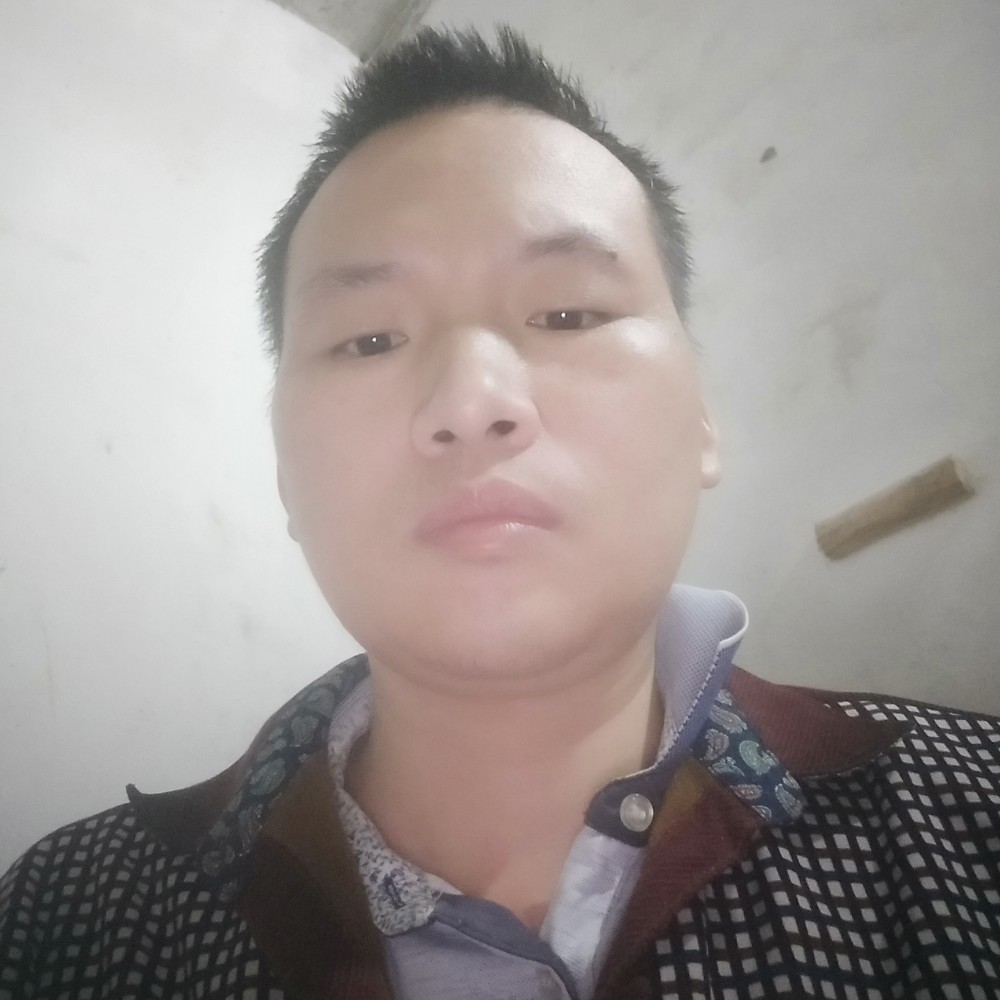 老公赚钱老婆花的照片