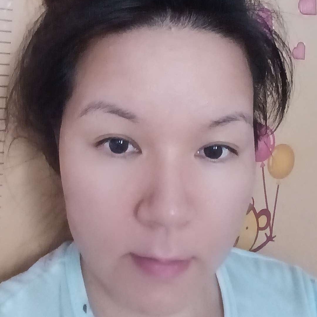 英勇苦恋身影的照片