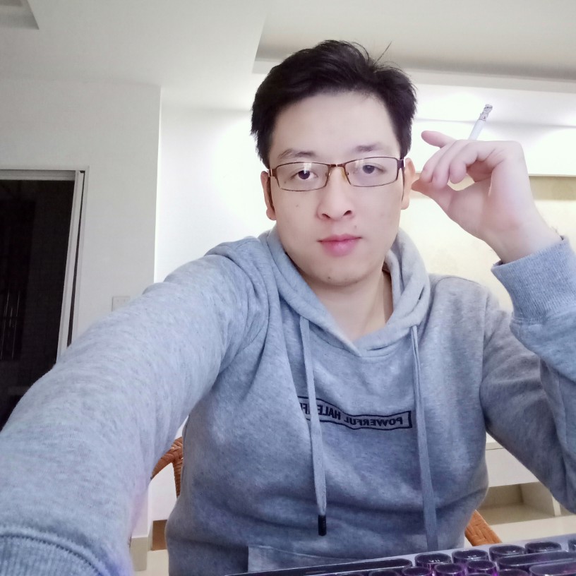 蔚蔚哥哥的照片