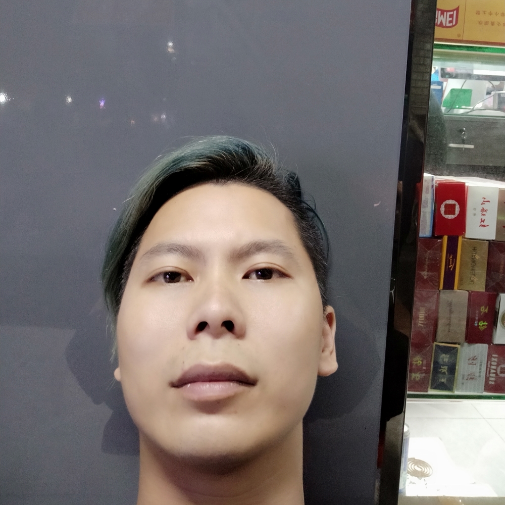 热情等于蓝天的照片