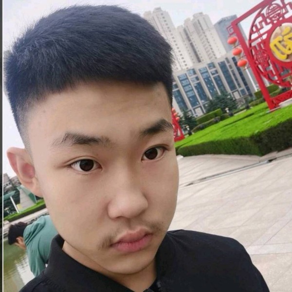 叫大哥给你用的照片