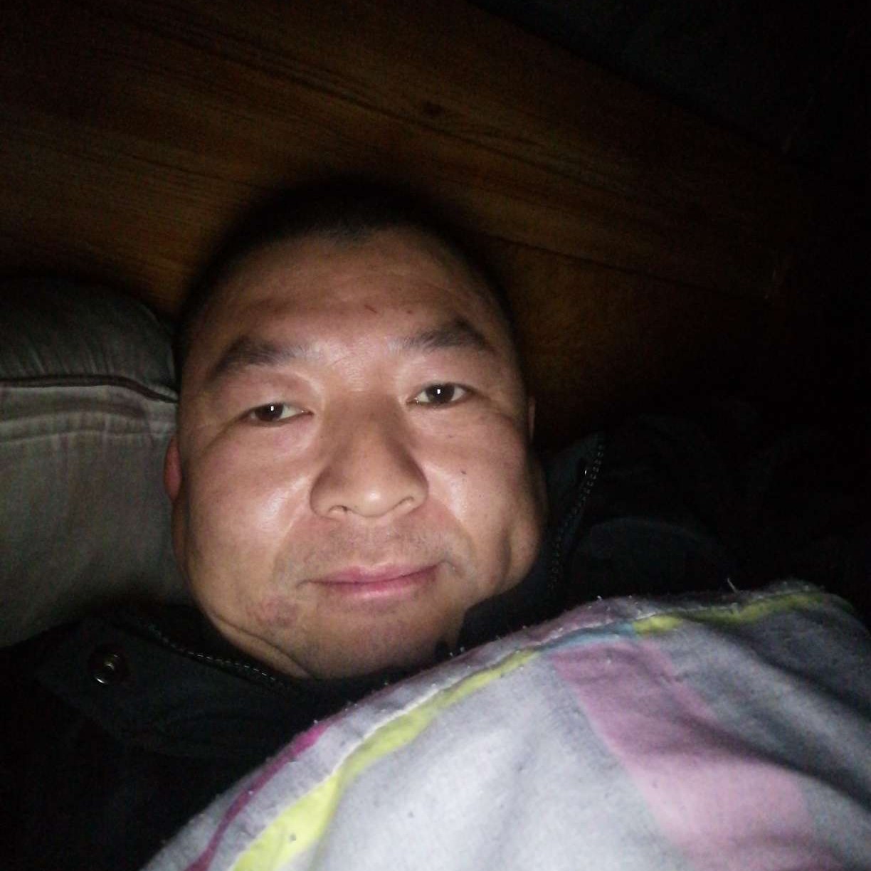 传统踢小蘑菇的照片