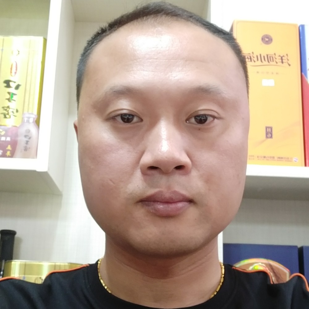 幸福完整的家的照片