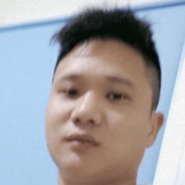 橘子漫步风中的照片