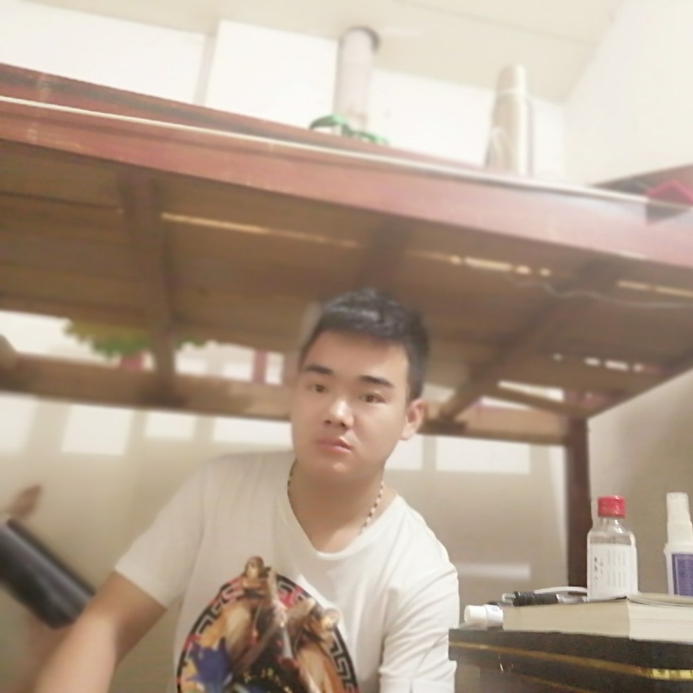 崖悔故意的照片