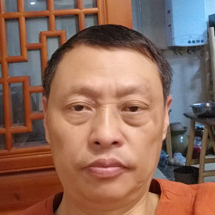 独木孤雄的照片
